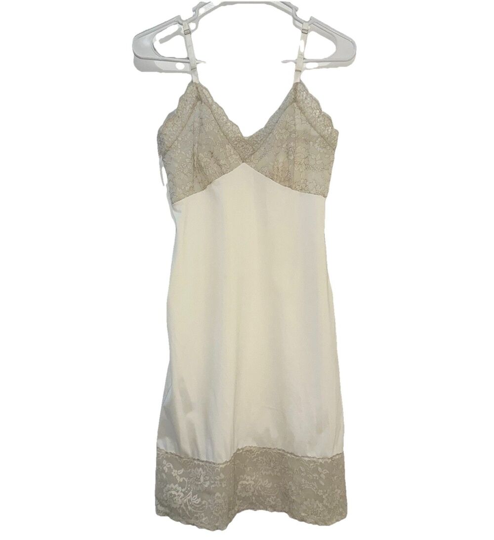 Vintage Van Raalte Nylon Lace Slip Dress Ivory USA 32 Small 1960's Cottagecore